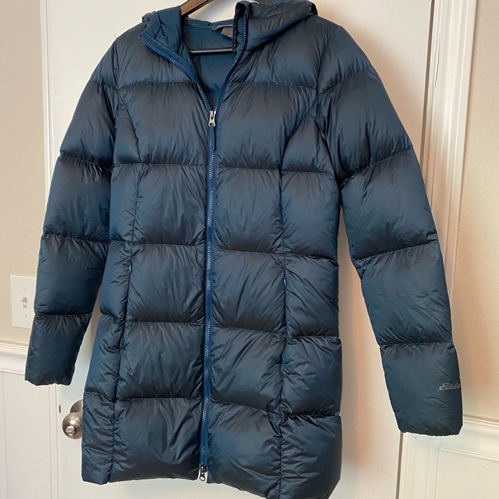 EDDIE BAUER // puffer jacket